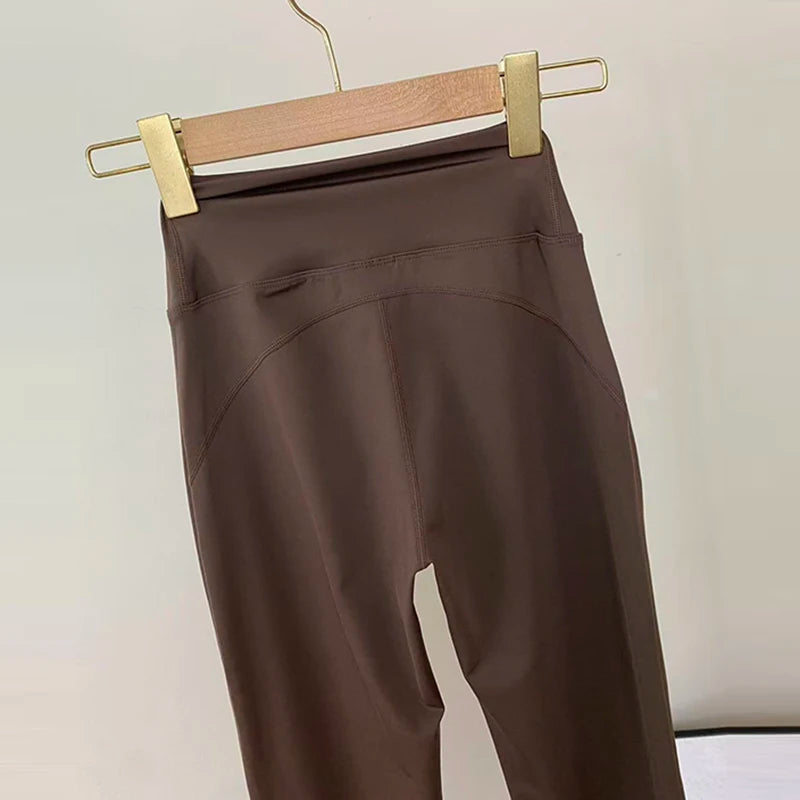 Women's High-Waisted Flared Pants, Elastic Waist, Cinching Hip-Lifting, Casual Yoga Pan for All-Season Exercise and Outdoor Wear