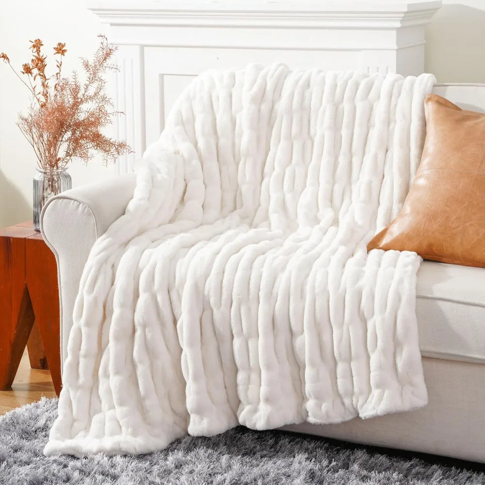 Ivory Double Sided Faux Fur Throw Blanket Ruched Rabbit Fur For Couch And Bed