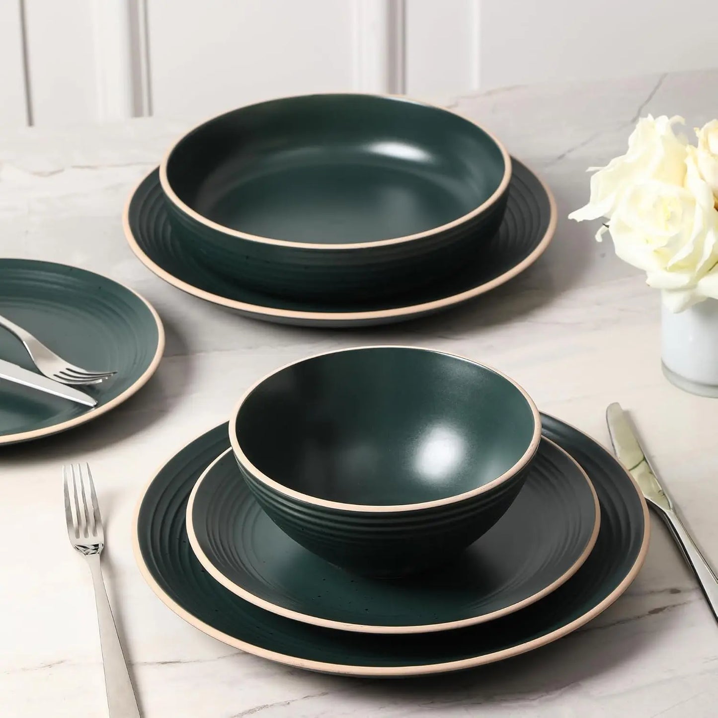 Lauren Modern Stoneware 16-piece Round Dinnerware Set, Plates and Bowls Set, Dish set for 4, Dark Green